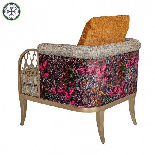 Metal Frame Lounge Chair